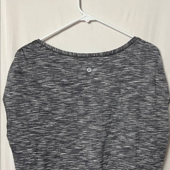 Lululemon Sweat Times Short Sleeve Heathered Black Tee Size XL - Picture 8 of 8
